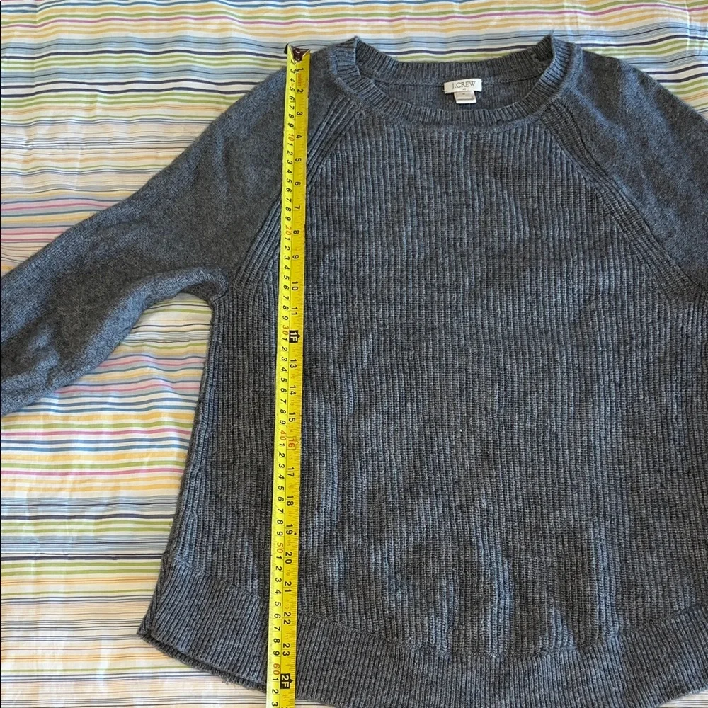 J. Crew Charcoal Crew Neck Raglan Sleeve Merino‎ Wool Blend Sweater M